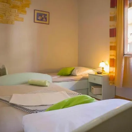 Milna 8896b Apartment *