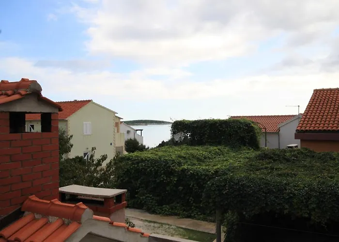 Appartement Milna 8896b Vis