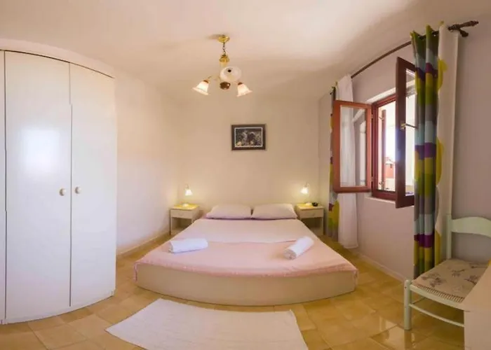 Appartement Milna 8896b *