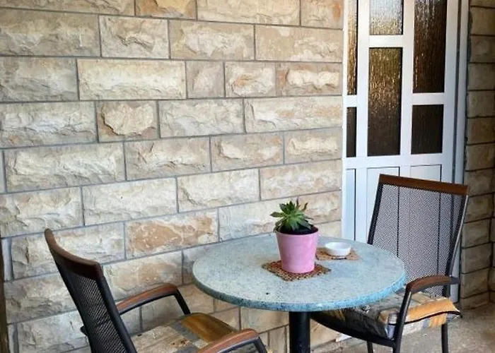 Appartement Milna 8896b