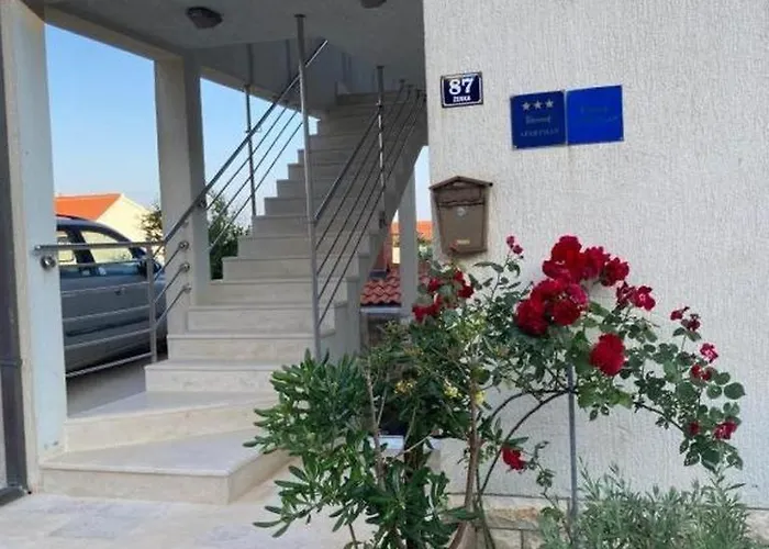 Appartement Milna 8896b